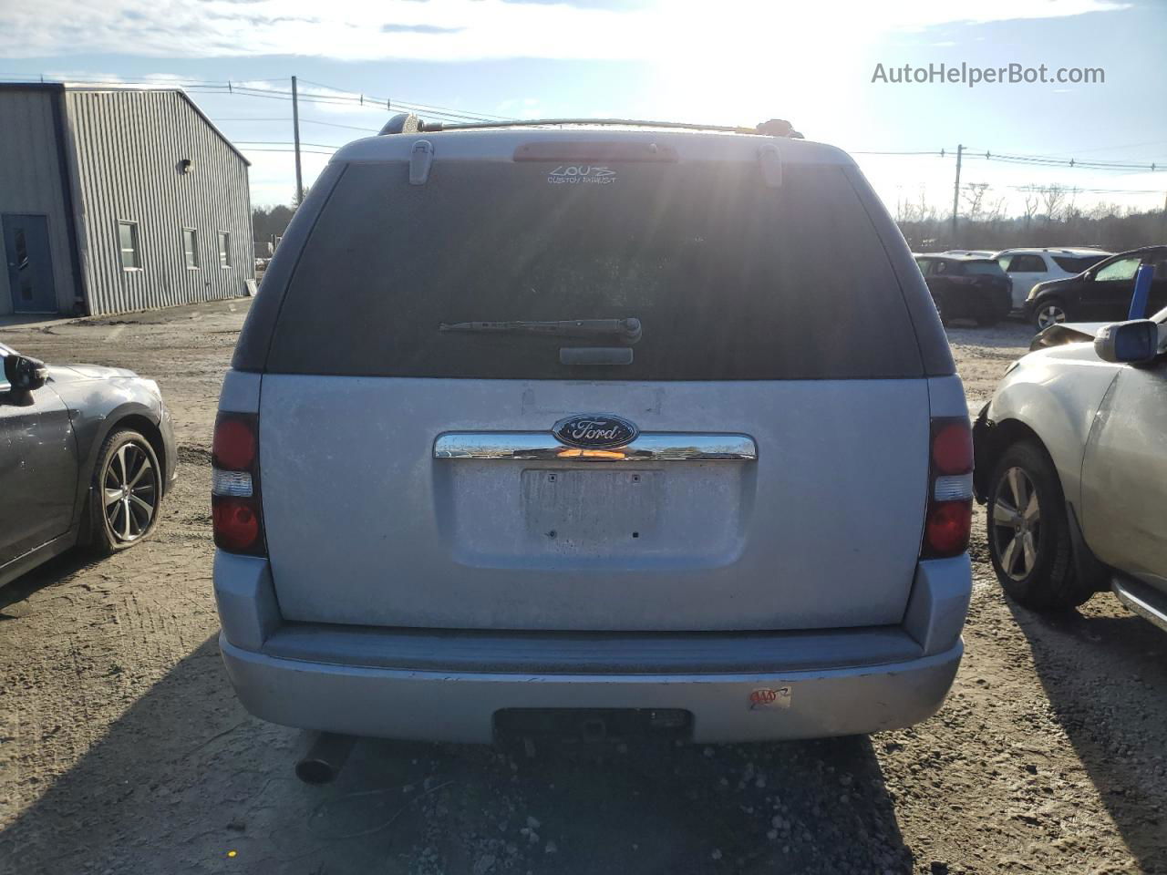 2010 Ford Explorer Xlt Silver vin: 1FMEU7DE2AUA42877