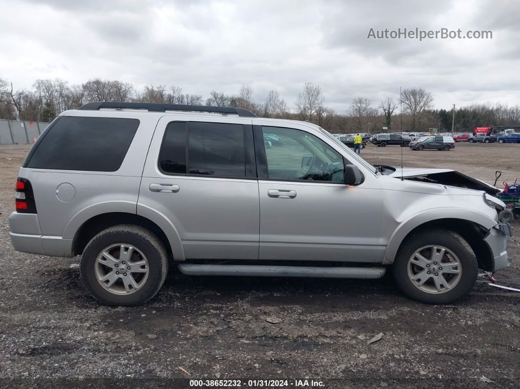 2010 Ford Explorer Xlt Silver vin: 1FMEU7DE3AUA53788