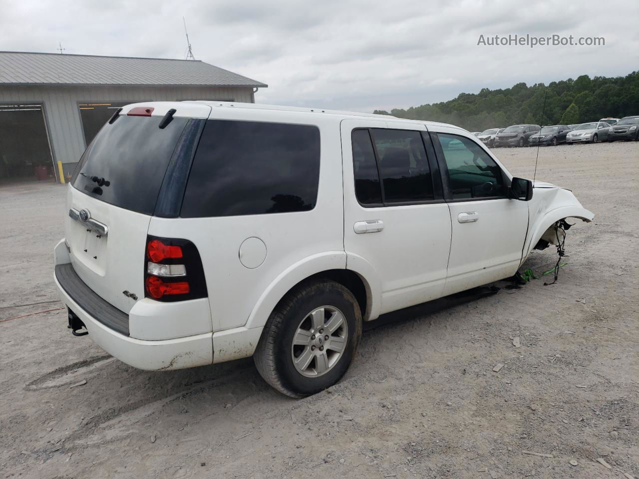 2010 Ford Explorer Xlt White vin: 1FMEU7DE9AUA84530