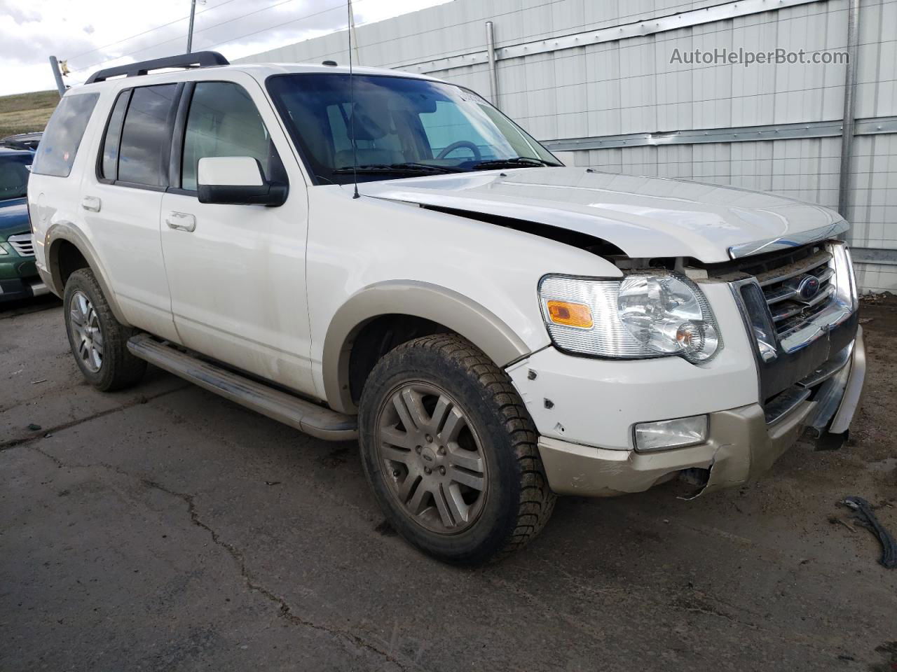 2010 Ford Explorer Eddie Bauer White vin: 1FMEU7EE2AUB13753