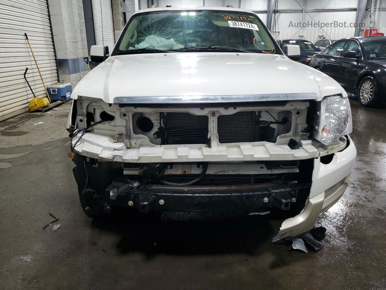 2010 Ford Explorer Eddie Bauer White vin: 1FMEU7EE6AUA39981