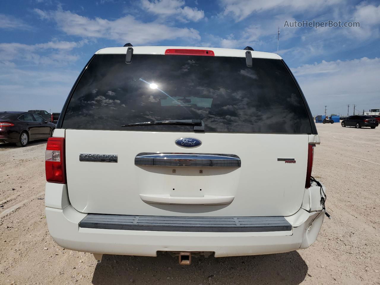 2008 Ford Expedition El Xlt White vin: 1FMFK16518LA55690