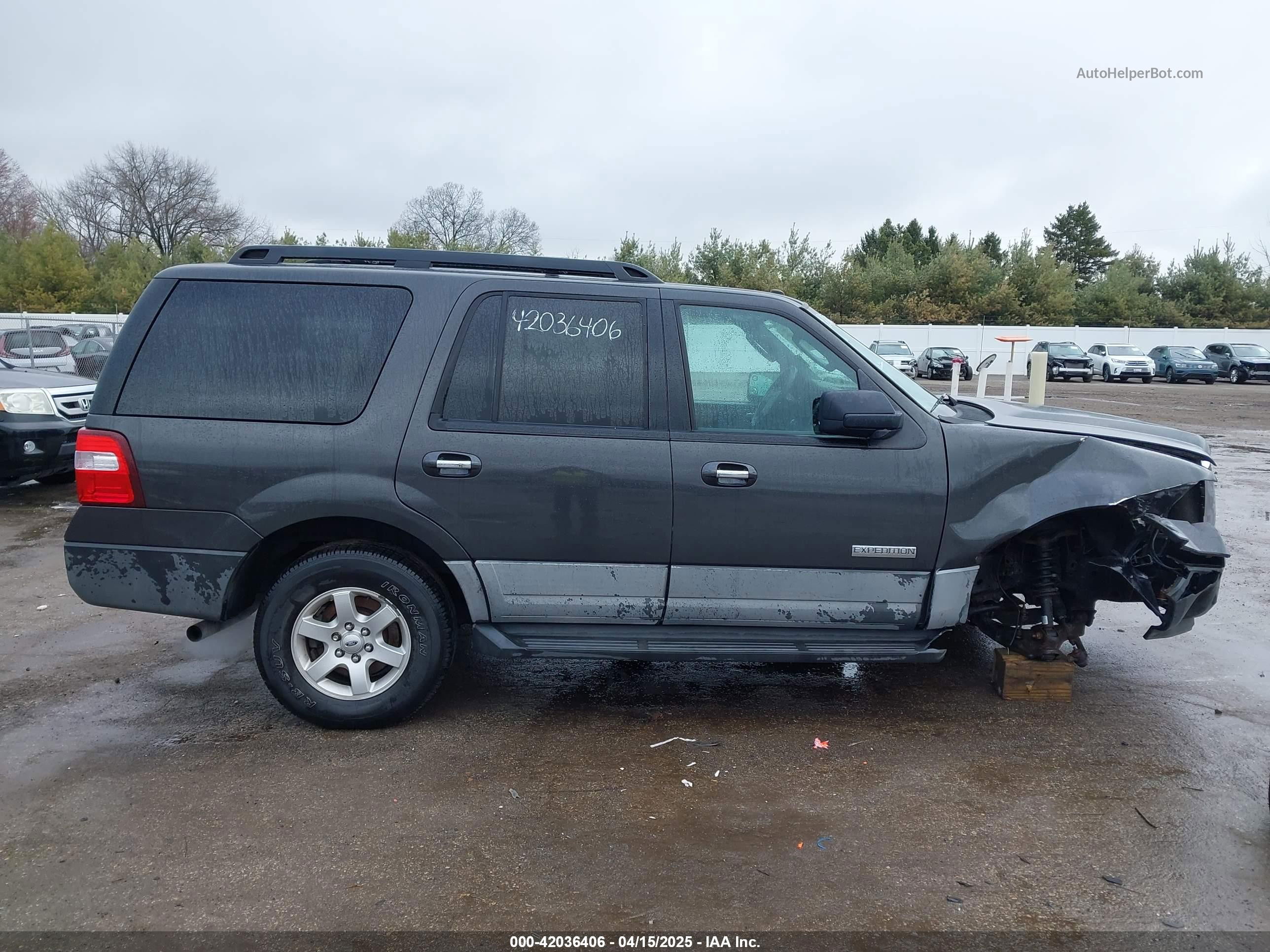 2007 Ford Expedition Xlt Gray vin: 1FMFU15507LA64326