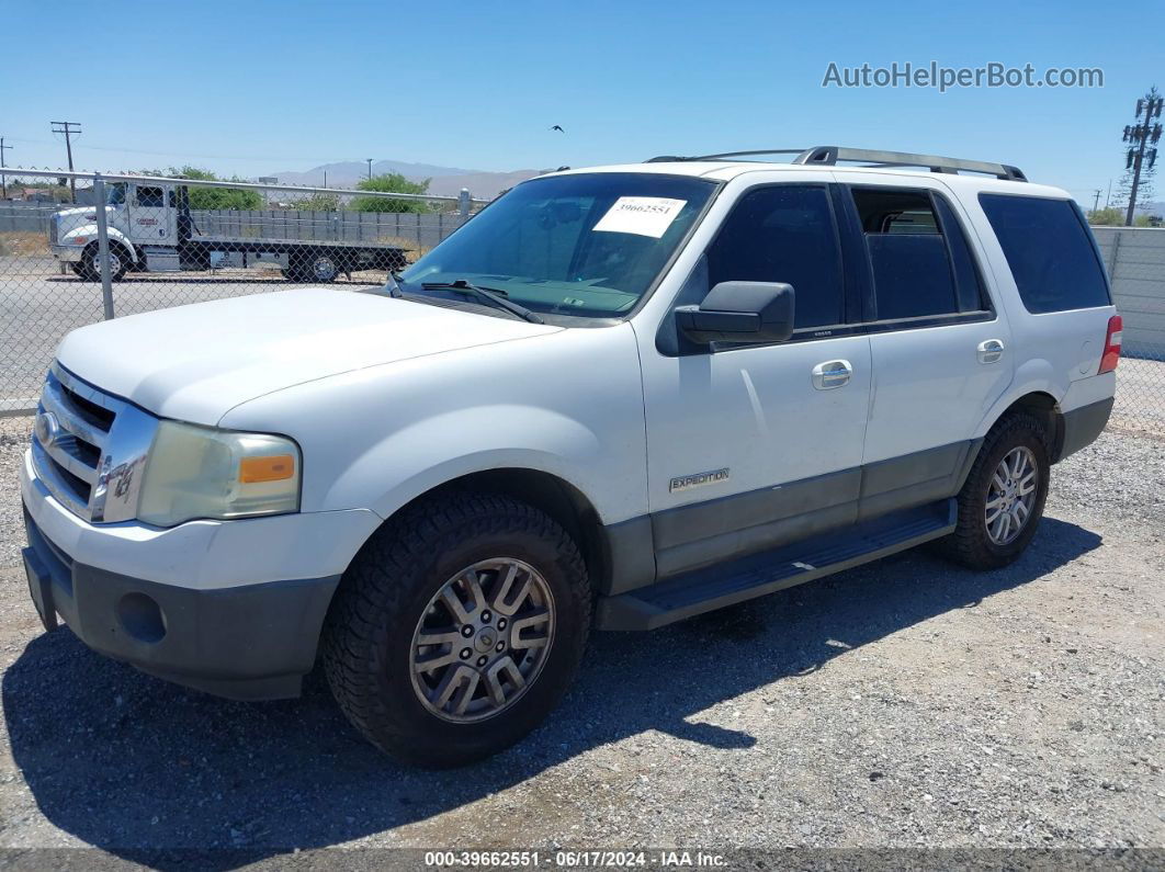 2007 Ford Expedition Xlt White vin: 1FMFU15517LA73598