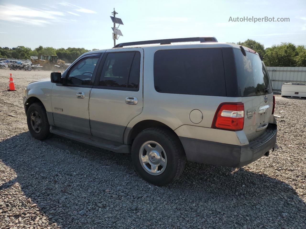 2007 Ford Expedition Xlt Silver vin: 1FMFU15537LA43163