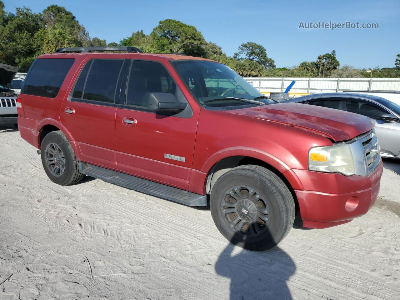 2008 Ford Expedition Xlt Красный vin: 1FMFU15538LA19690