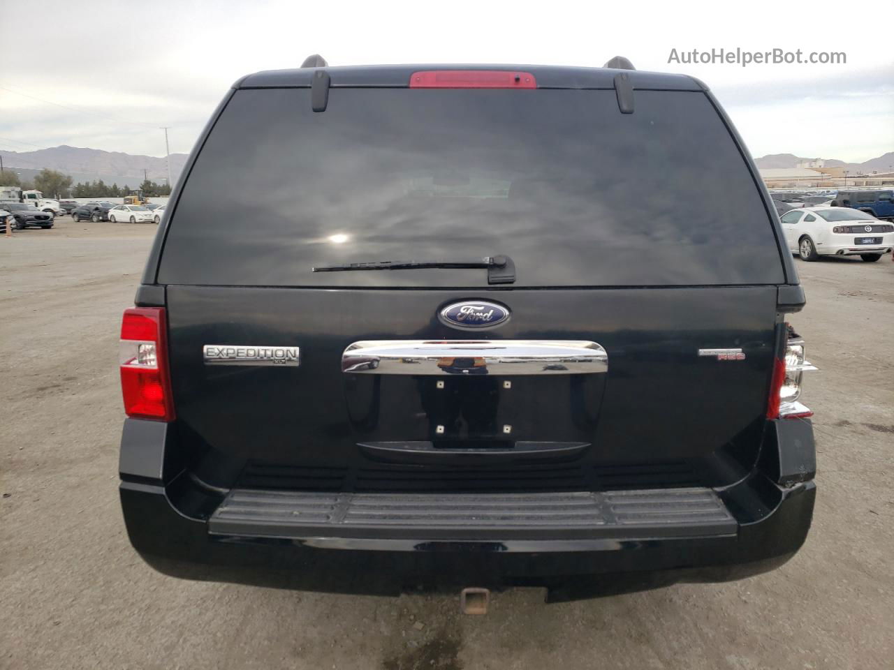 2008 Ford Expedition Xlt Черный vin: 1FMFU15548LA23781