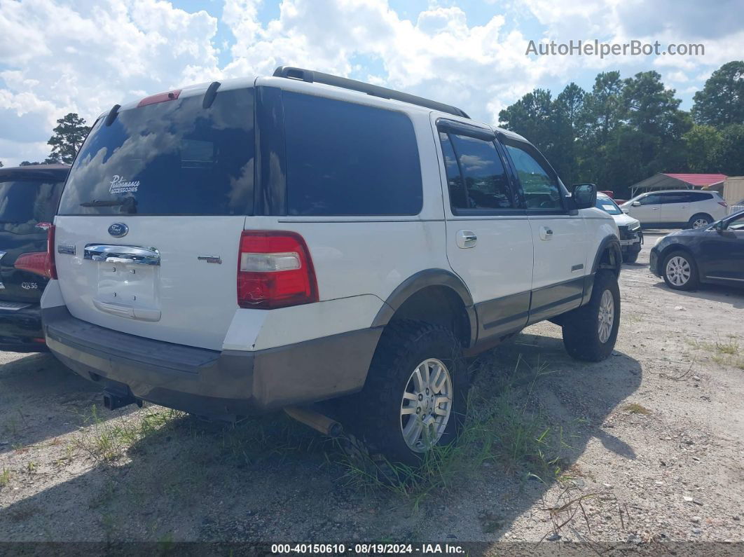 2007 Ford Expedition Xlt White vin: 1FMFU155X7LA80274