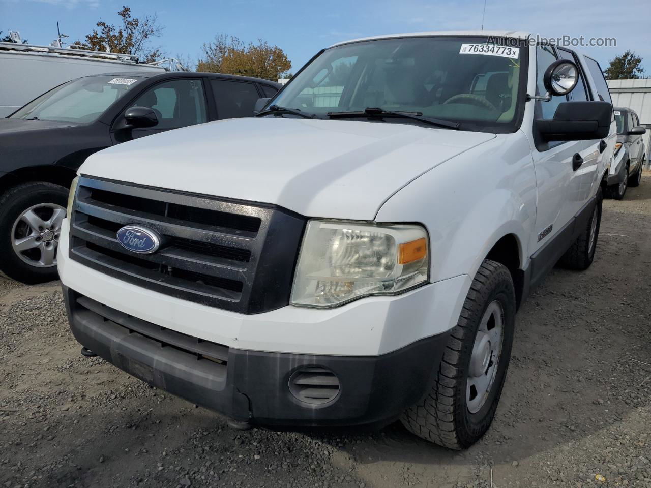 2007 Ford Expedition Xlt Белый vin: 1FMFU16537LA68059