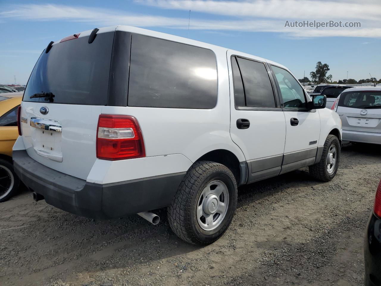 2007 Ford Expedition Xlt White vin: 1FMFU16537LA68059