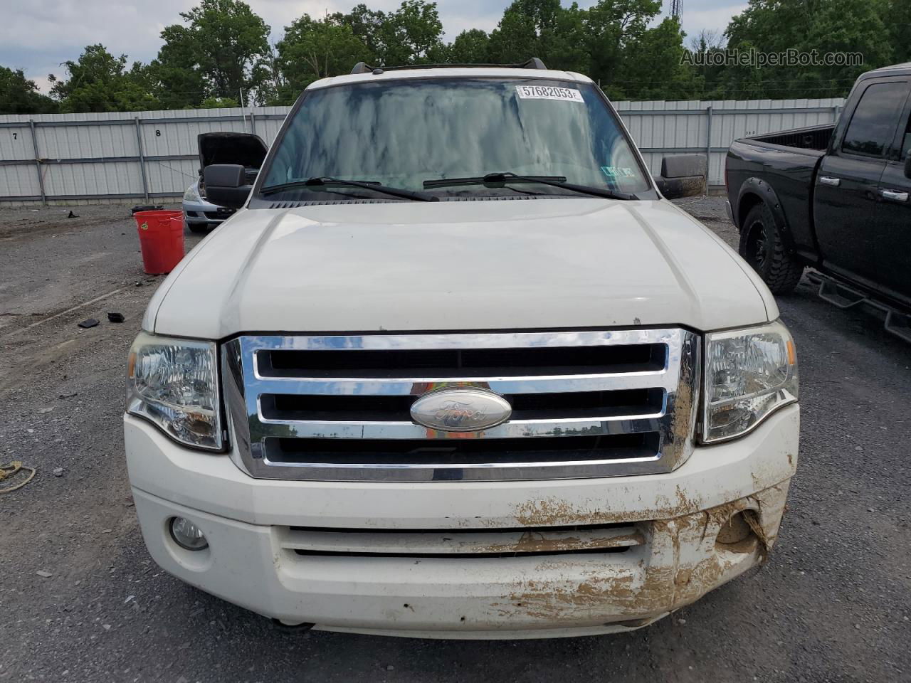 2008 Ford Expedition Xlt White vin: 1FMFU16578LA46423