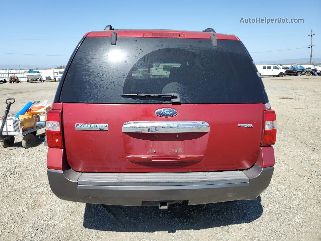 2007 Ford Expedition Xlt Red vin: 1FMFU16587LA56411