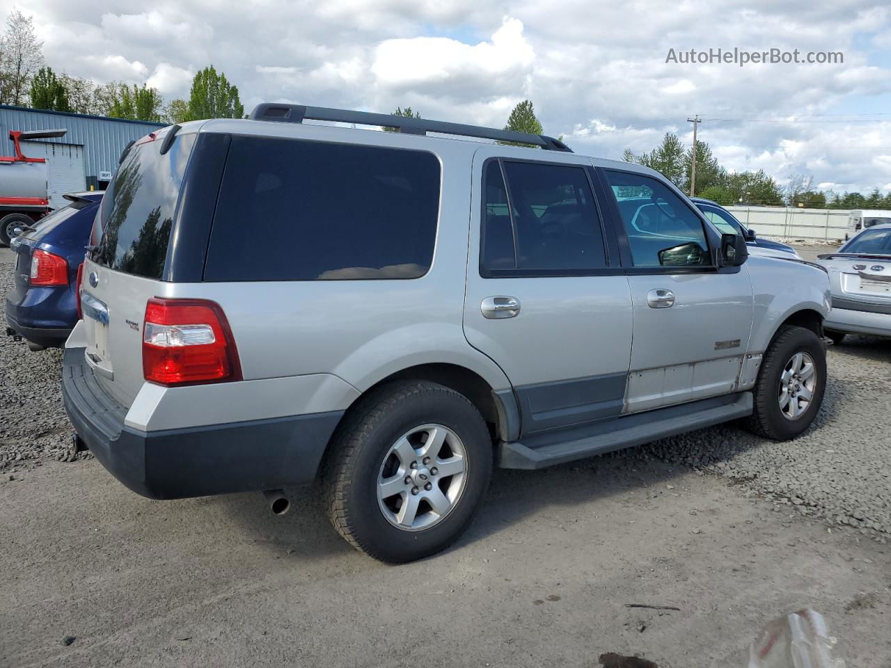 2007 Ford Expedition Xlt Silver vin: 1FMFU16587LA56778