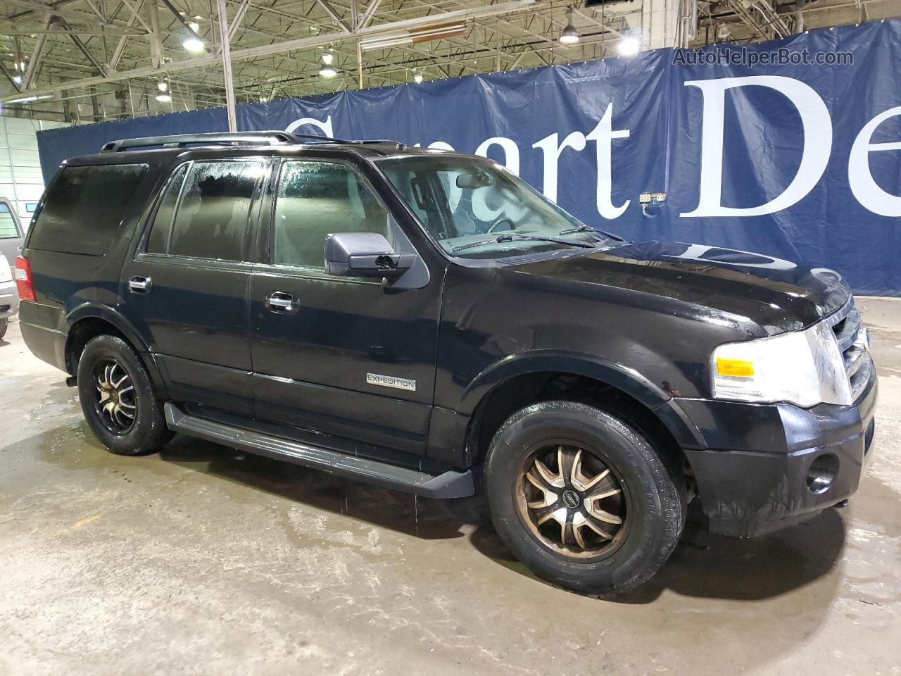 2008 Ford Expedition Xlt Черный vin: 1FMFU16588LA28271