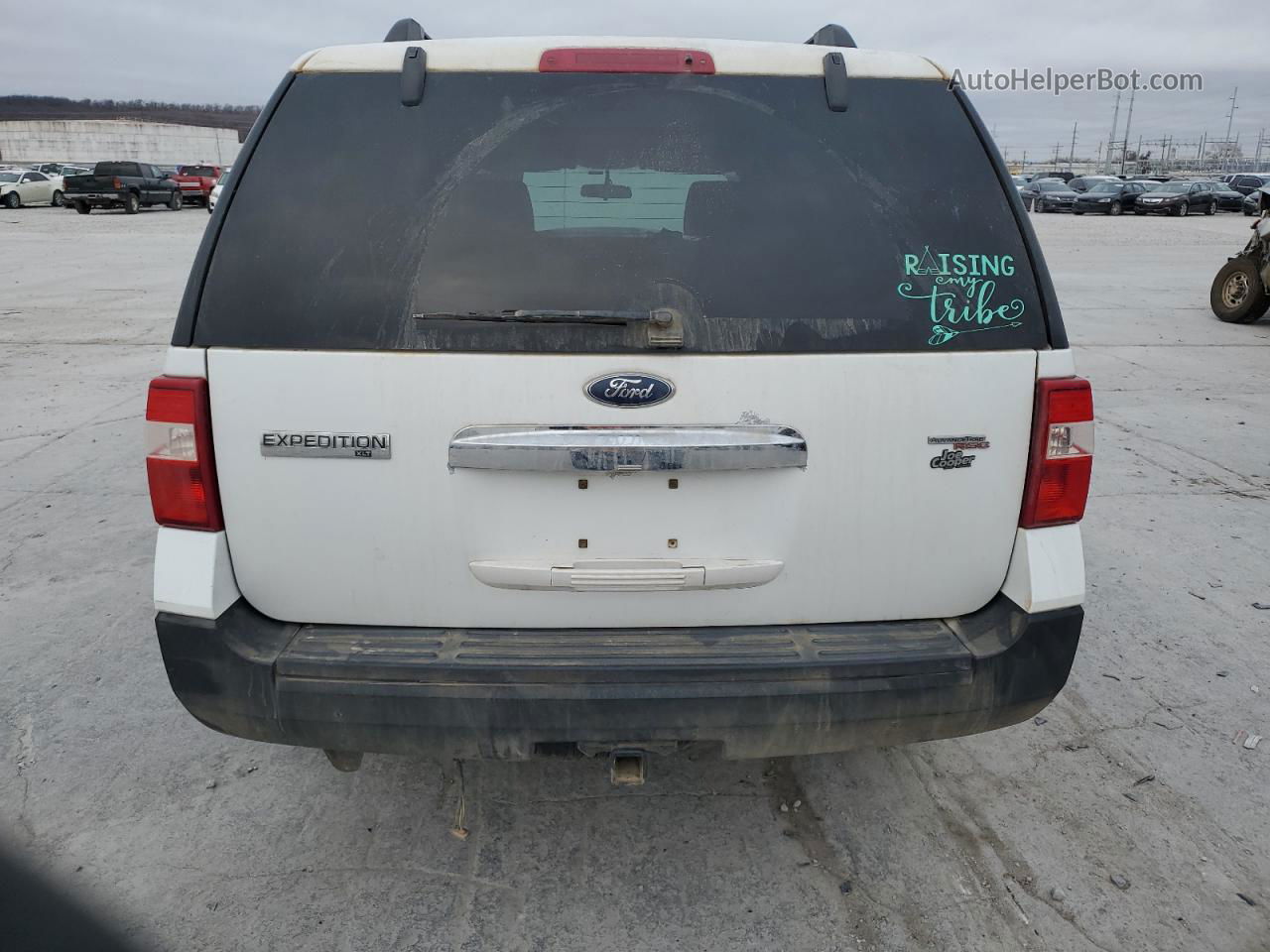 2007 Ford Expedition Xlt Белый vin: 1FMFU165X7LA16525