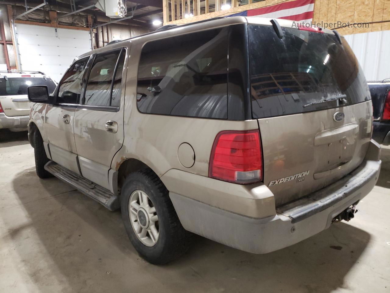 2003 Ford Expedition Xlt Золотой vin: 1FMFU16L63LA57694