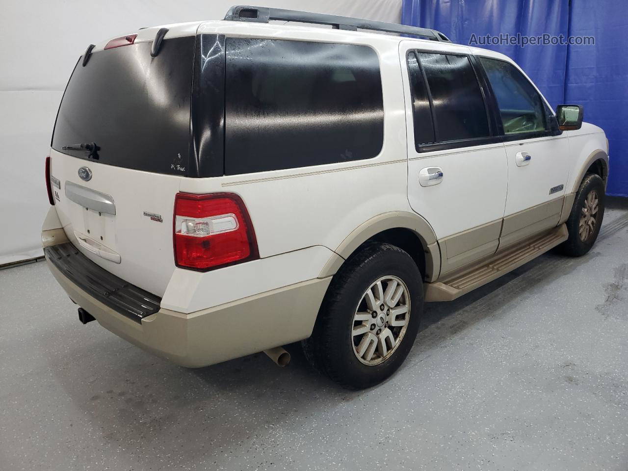 2007 Ford Expedition Eddie Bauer White vin: 1FMFU175X7LA62533