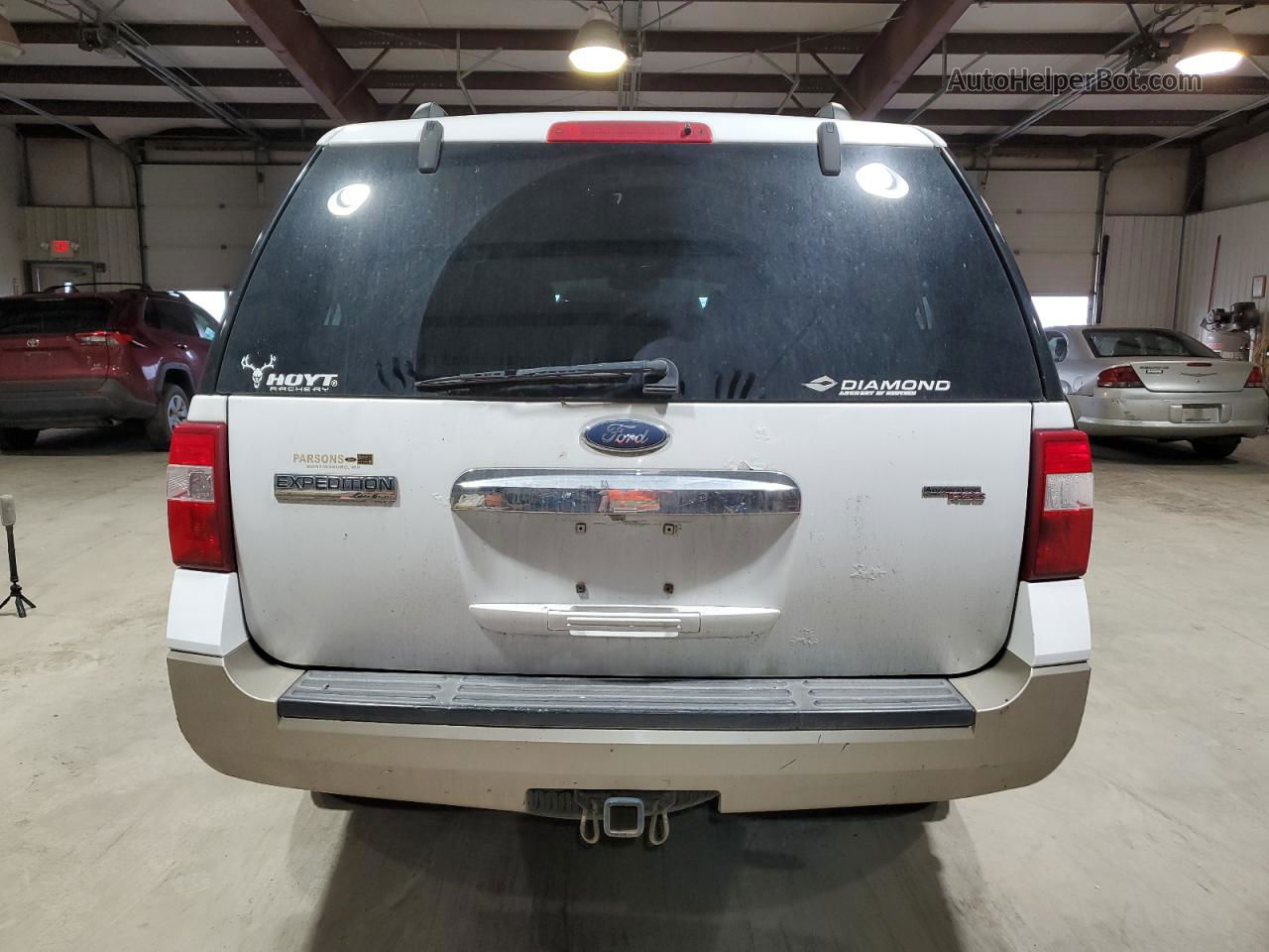 2007 Ford Expedition Eddie Bauer Белый vin: 1FMFU18587LA09859