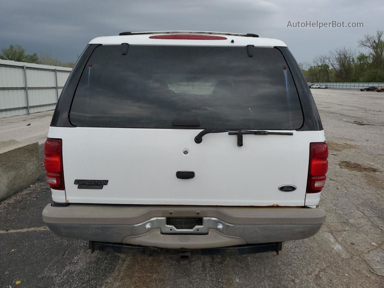 2000 Ford Expedition Eddie Bauer White vin: 1FMFU18L9YLC41533