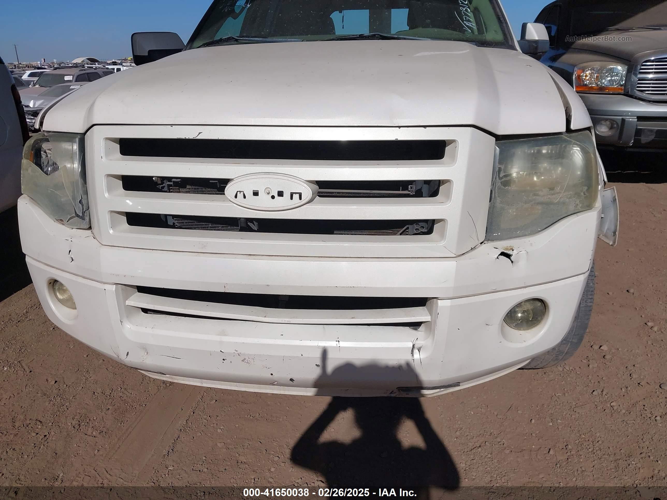2007 Ford Expedition Limited White vin: 1FMFU19577LA77312