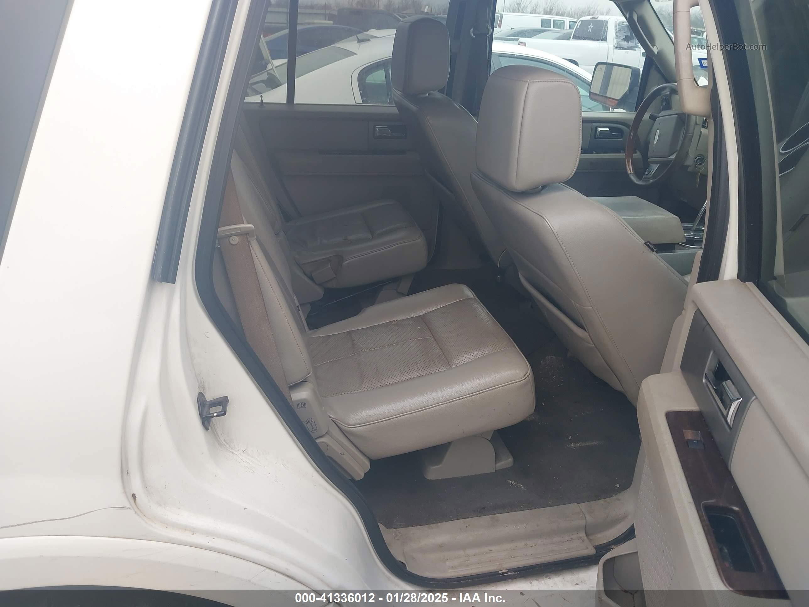 2007 Ford Expedition Limited Белый vin: 1FMFU20557LA50306