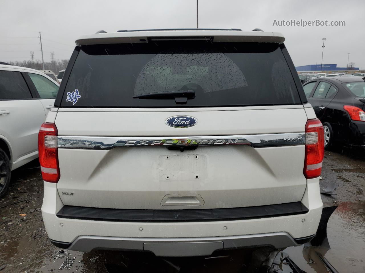 2018 Ford Expedition Max Xlt White vin: 1FMJK1JTXJEA48876