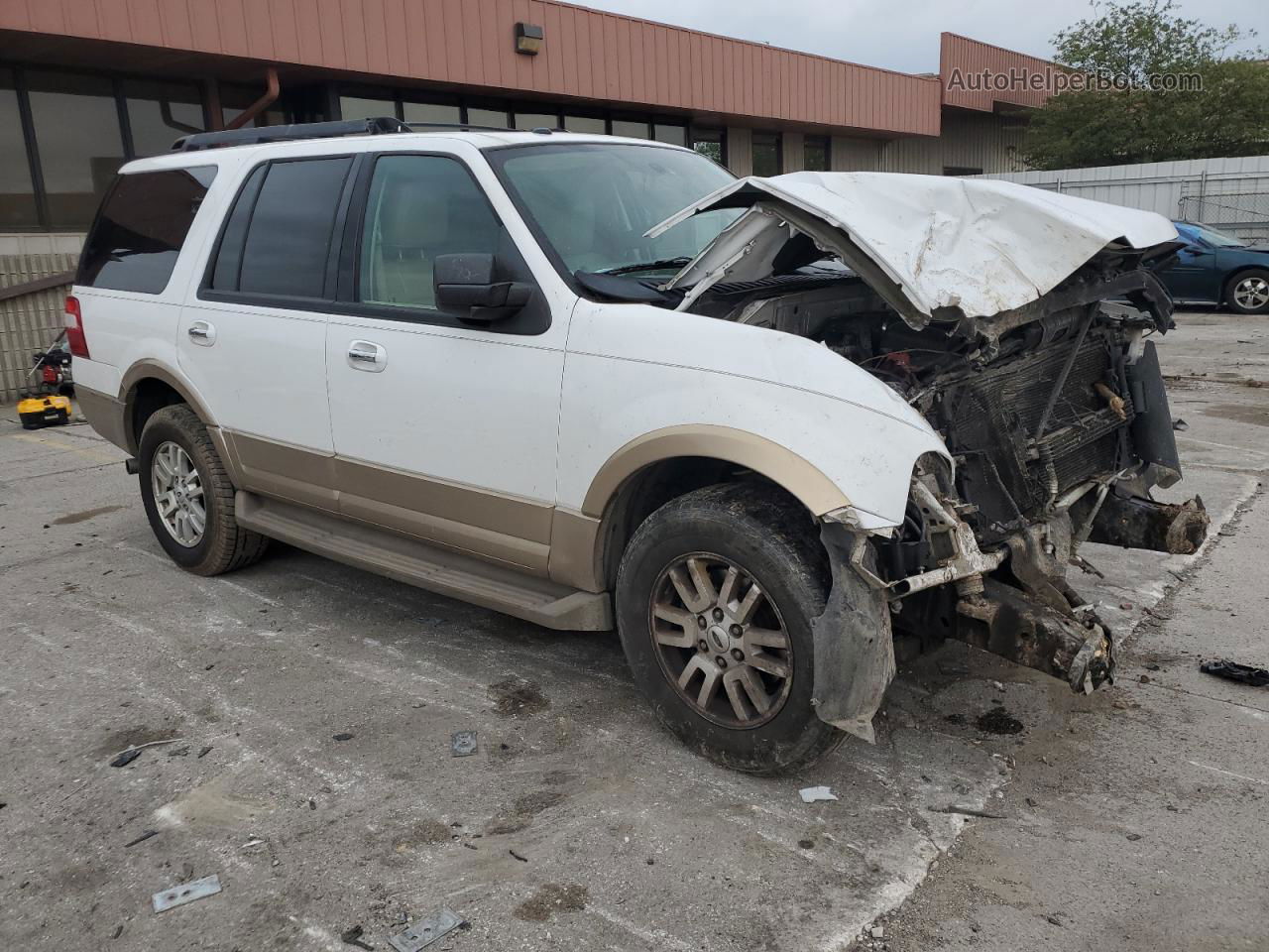 2012 Ford Expedition Xlt White vin: 1FMJU1H58CEF14146