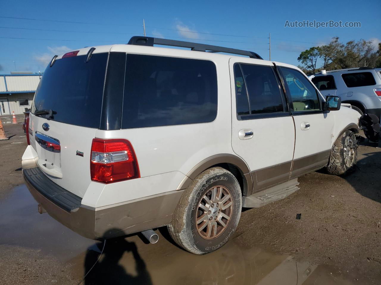 2012 Ford Expedition Xlt White vin: 1FMJU1H5XCEF40702