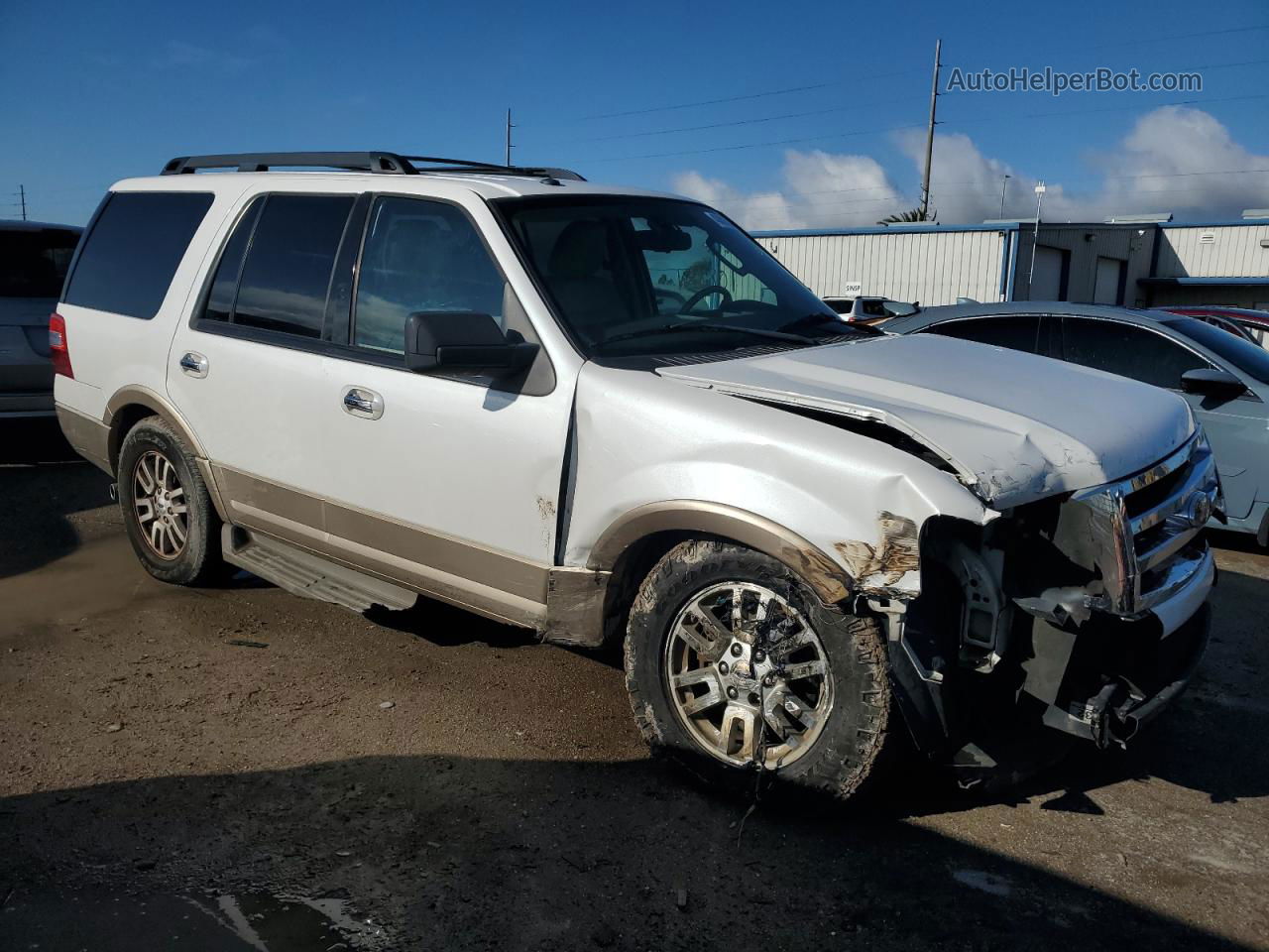 2012 Ford Expedition Xlt White vin: 1FMJU1H5XCEF40702