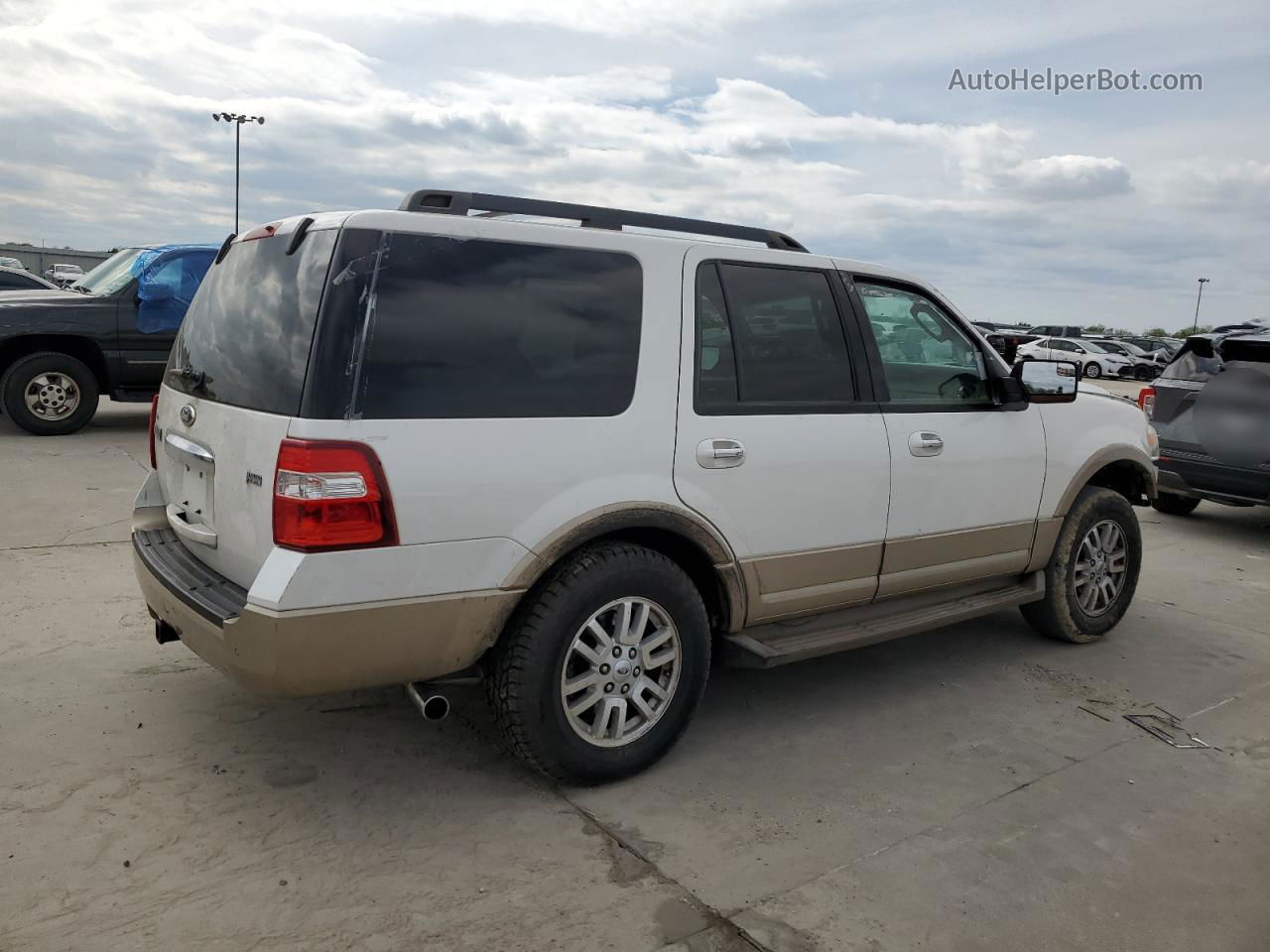 2012 Ford Expedition Xlt White vin: 1FMJU1H5XCEF65633