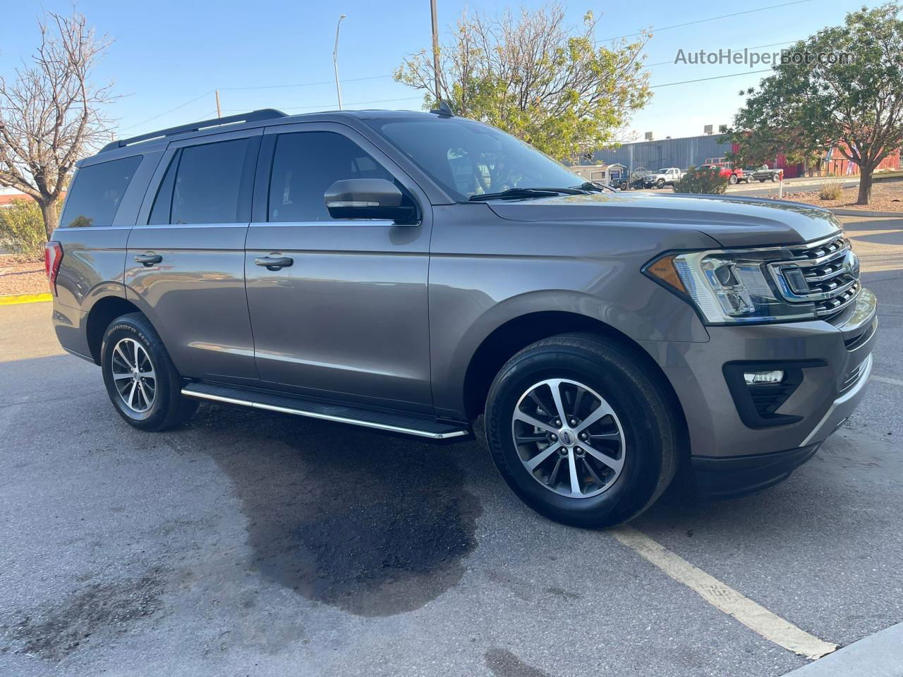 2018 Ford Expedition Xlt Gray vin: 1FMJU1HT1JEA04703