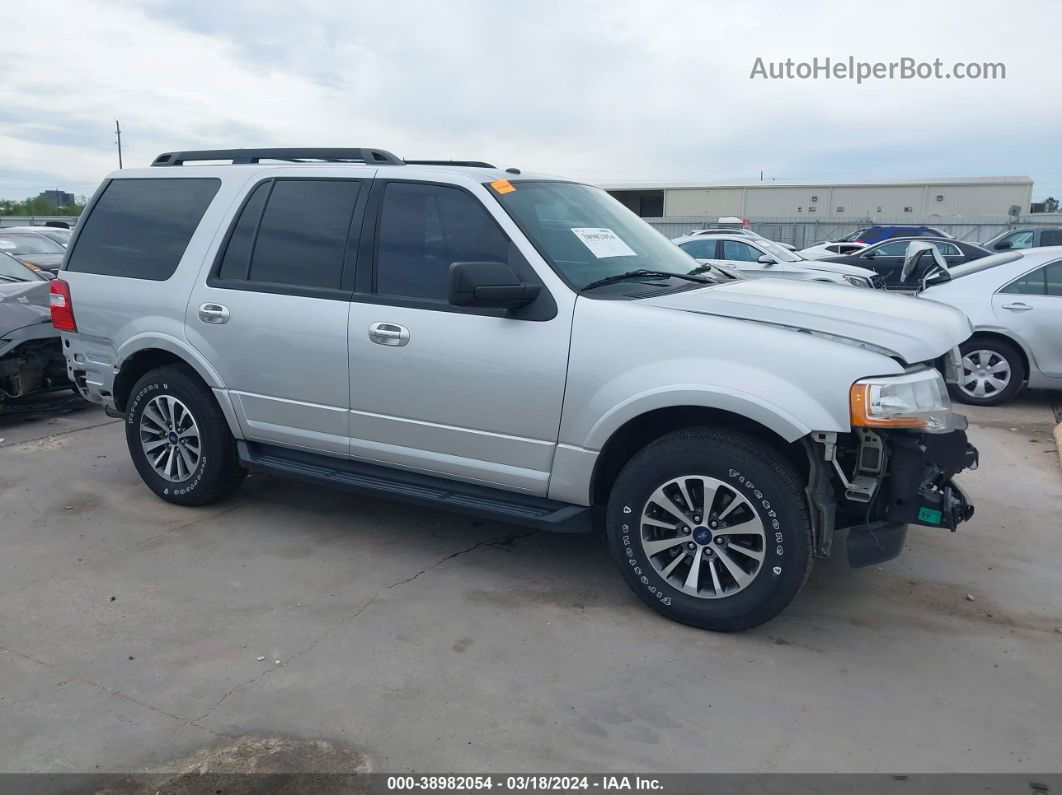 2016 Ford Expedition Xlt Серебряный vin: 1FMJU1HT3GEF42778