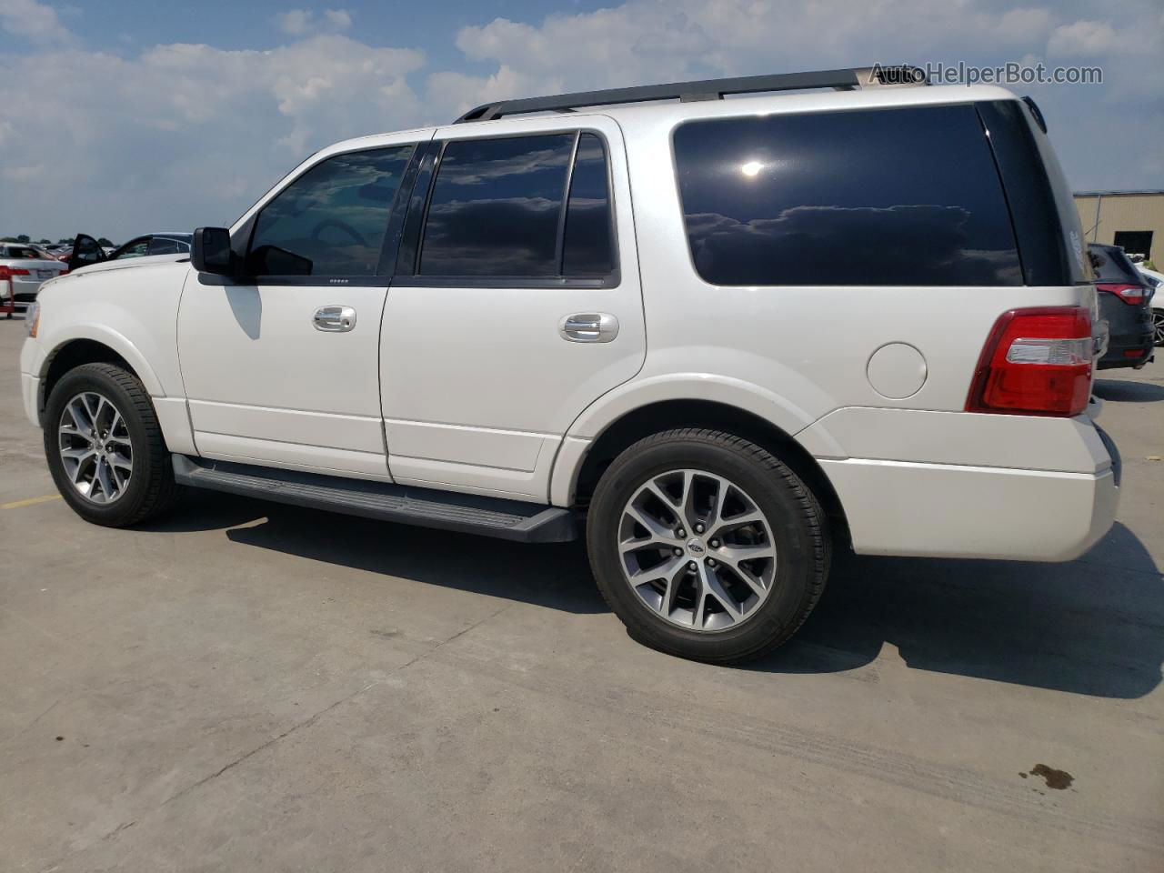 2016 Ford Expedition Xlt White vin: 1FMJU1HT3GEF42862