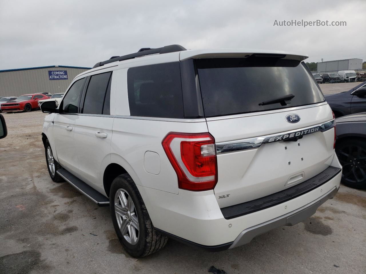 2018 Ford Expedition Xlt White vin: 1FMJU1HT4JEA66595