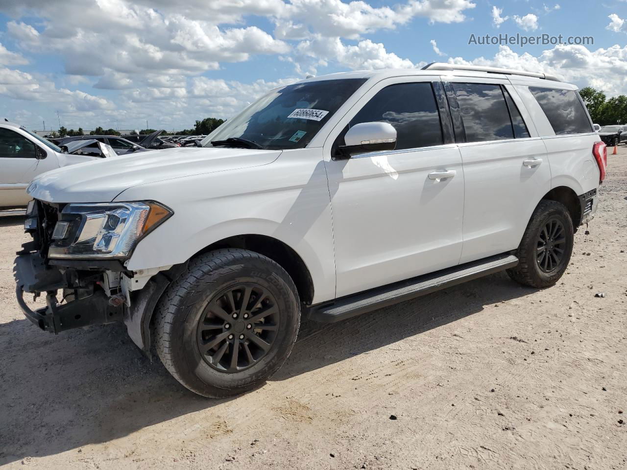 2018 Ford Expedition Xlt White vin: 1FMJU1HT9JEA29736