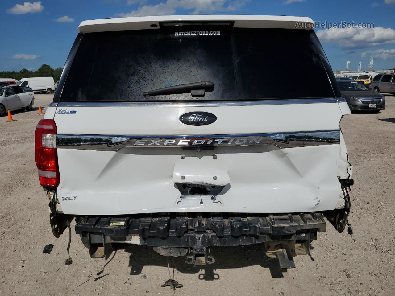 2018 Ford Expedition Xlt White vin: 1FMJU1HT9JEA29736