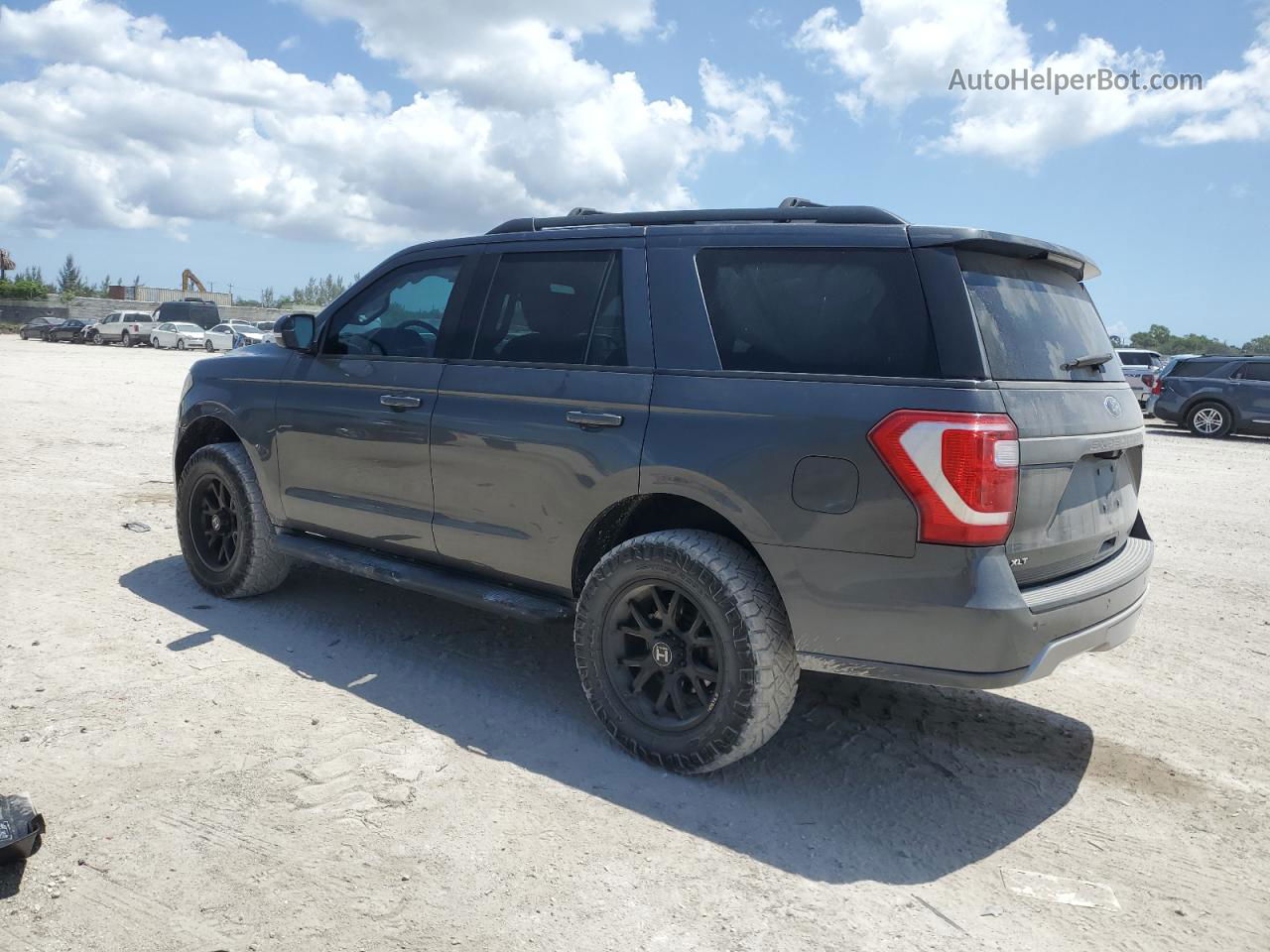 2018 Ford Expedition Xlt Gray vin: 1FMJU1HTXJEA23847