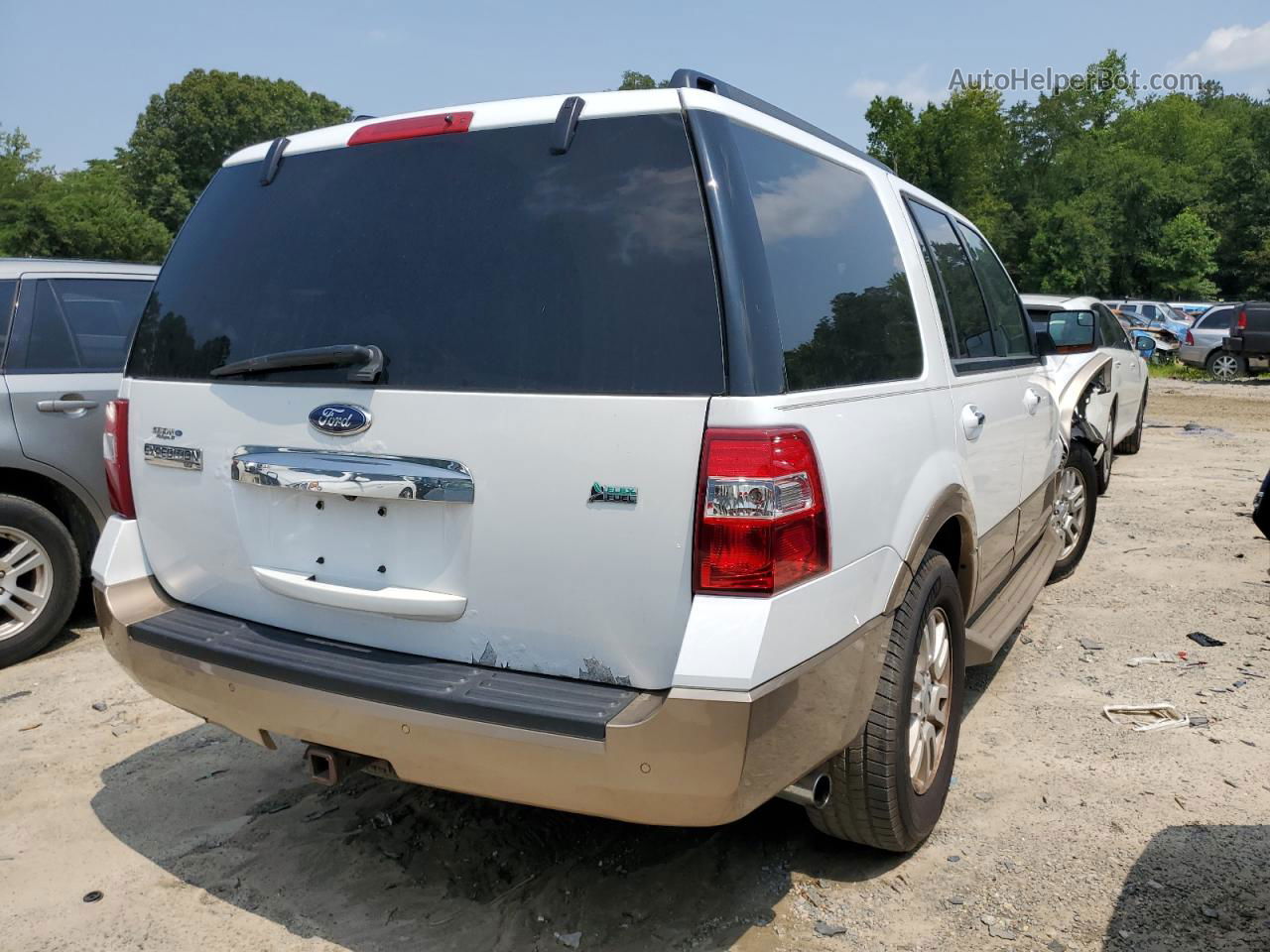 2012 Ford Expedition Xlt White vin: 1FMJU1J54CEF34002