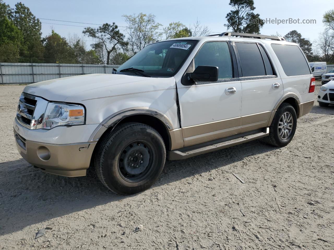 2012 Ford Expedition Xlt Белый vin: 1FMJU1J57CEF10969