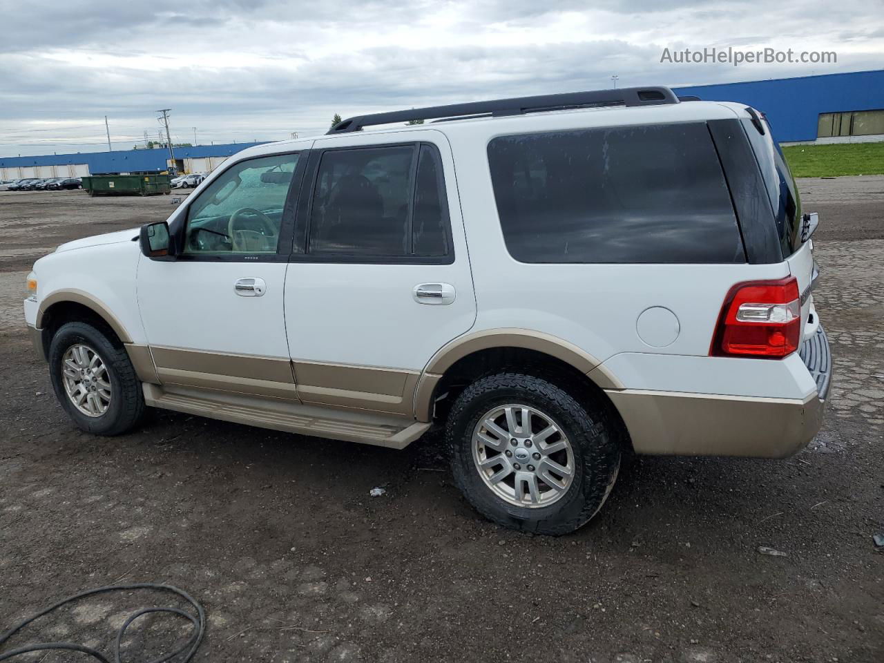 2012 Ford Expedition Xlt White vin: 1FMJU1J5XCEF40595