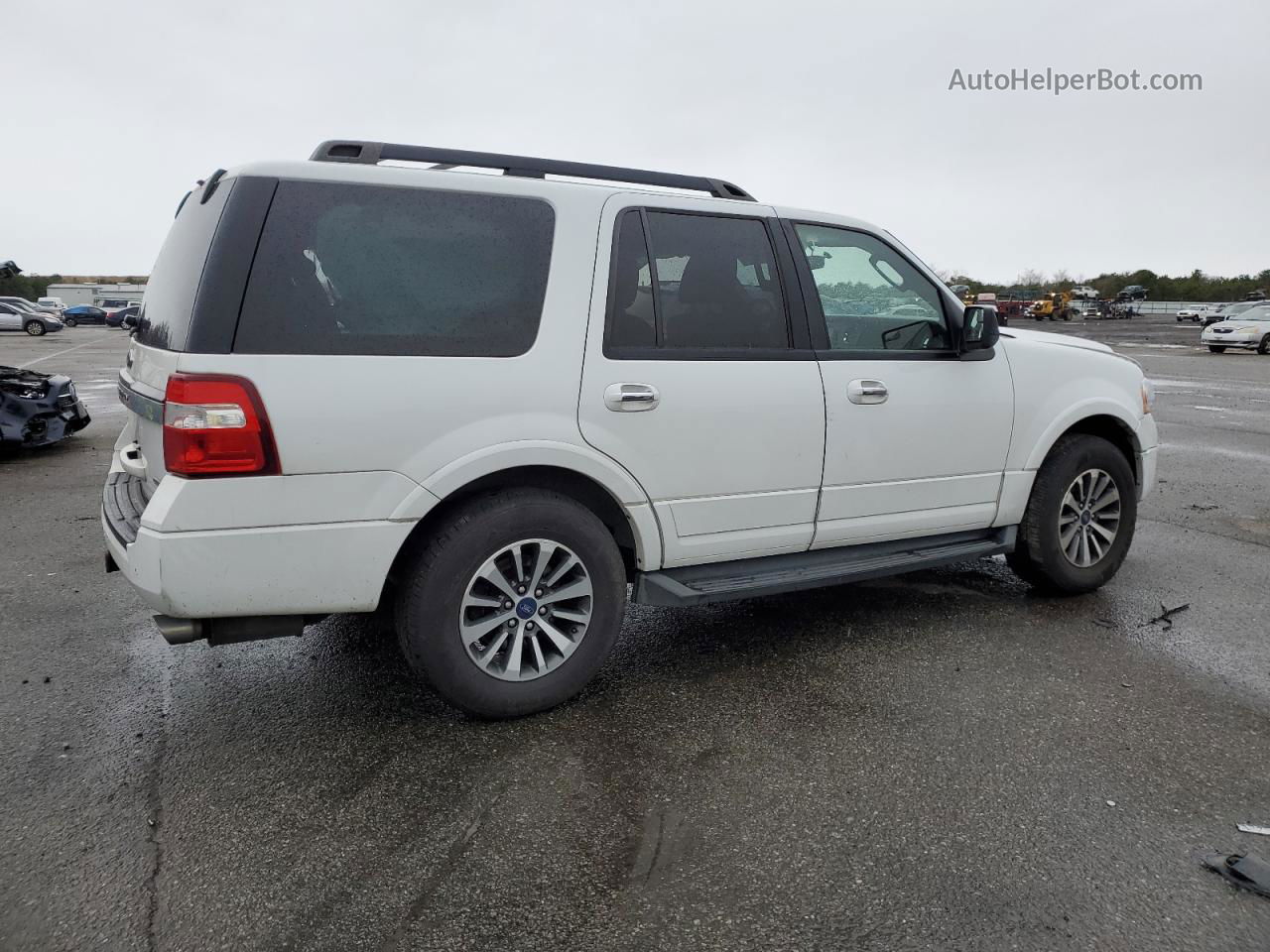 2017 Ford Expedition Xlt White vin: 1FMJU1JT2HEA73646