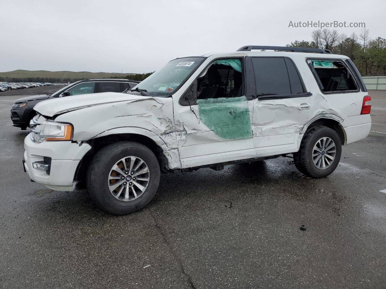 2017 Ford Expedition Xlt White vin: 1FMJU1JT2HEA73646