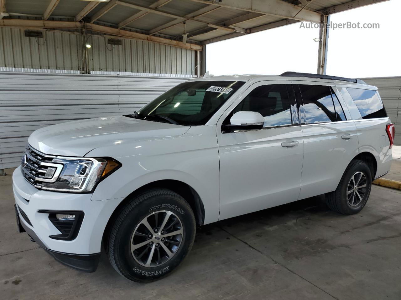 2018 Ford Expedition Xlt White vin: 1FMJU1JT2JEA53547