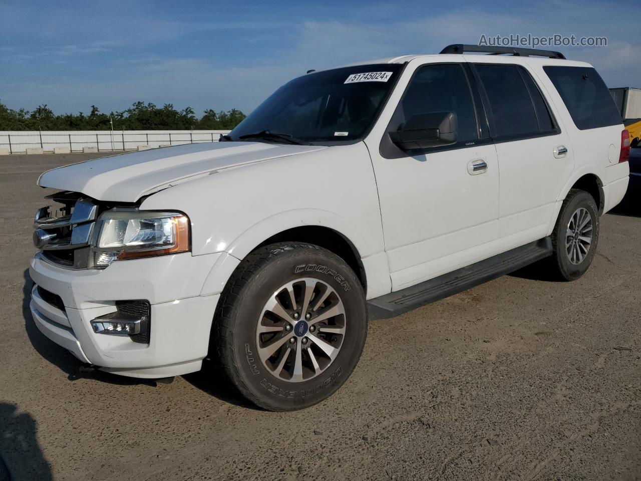 2016 Ford Expedition Xlt White vin: 1FMJU1JT3GEF26588