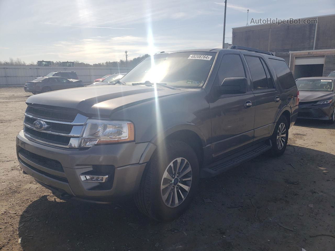 2017 Ford Expedition Xlt Gray vin: 1FMJU1JT3HEA37609