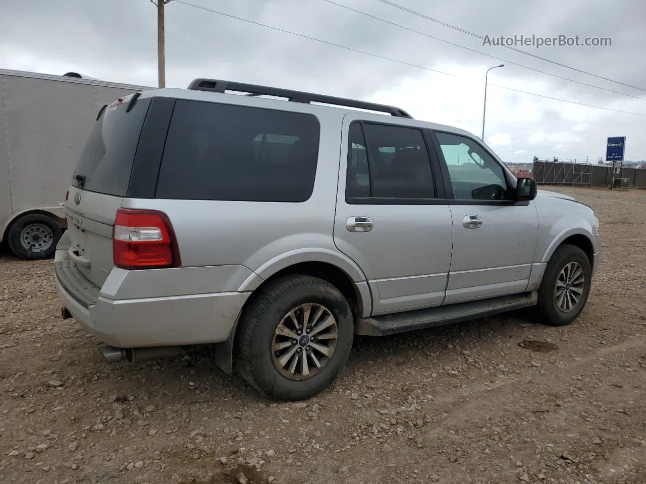 2017 Ford Expedition Xlt Серебряный vin: 1FMJU1JTXHEA75709