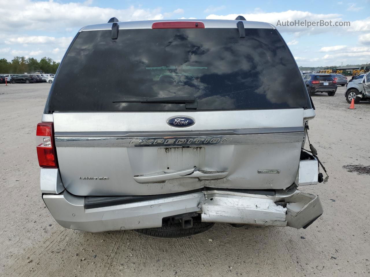 2017 Ford Expedition Limited Silver vin: 1FMJU1KT2HEA16524