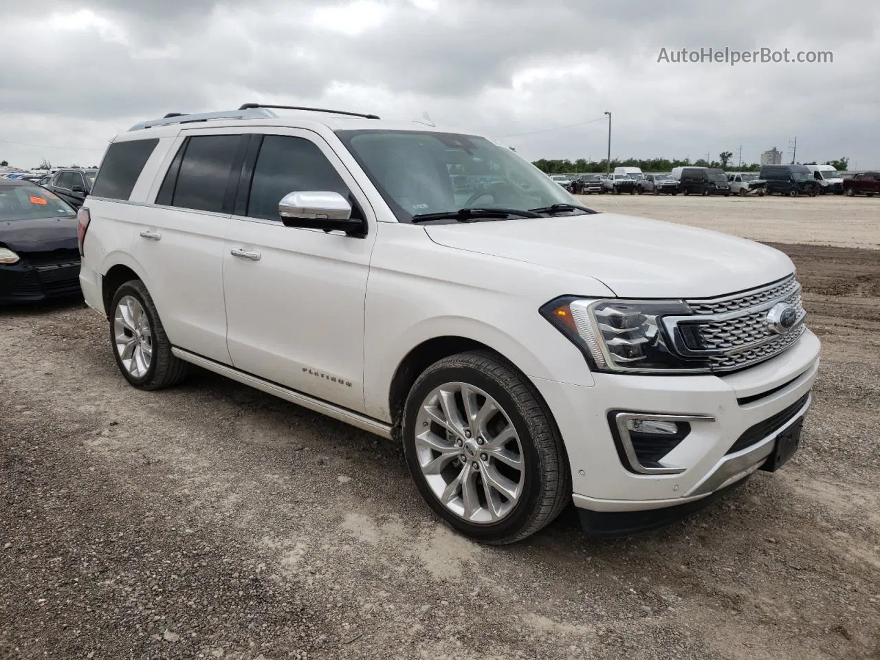 2018 Ford Expedition Platinum Белый vin: 1FMJU1LT7JEA04647