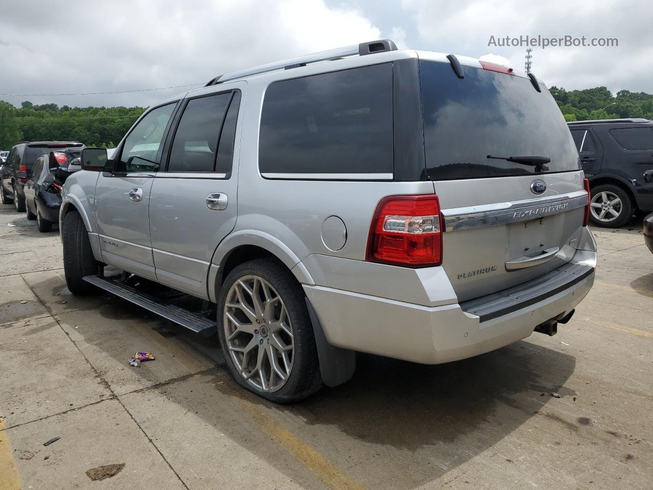 2017 Ford Expedition Platinum Серебряный vin: 1FMJU1MT3HEA00071