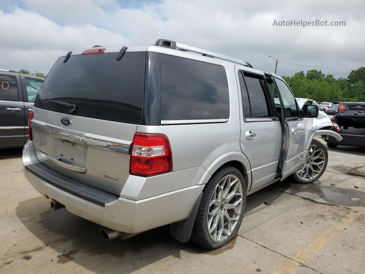 2017 Ford Expedition Platinum Silver vin: 1FMJU1MT3HEA00071